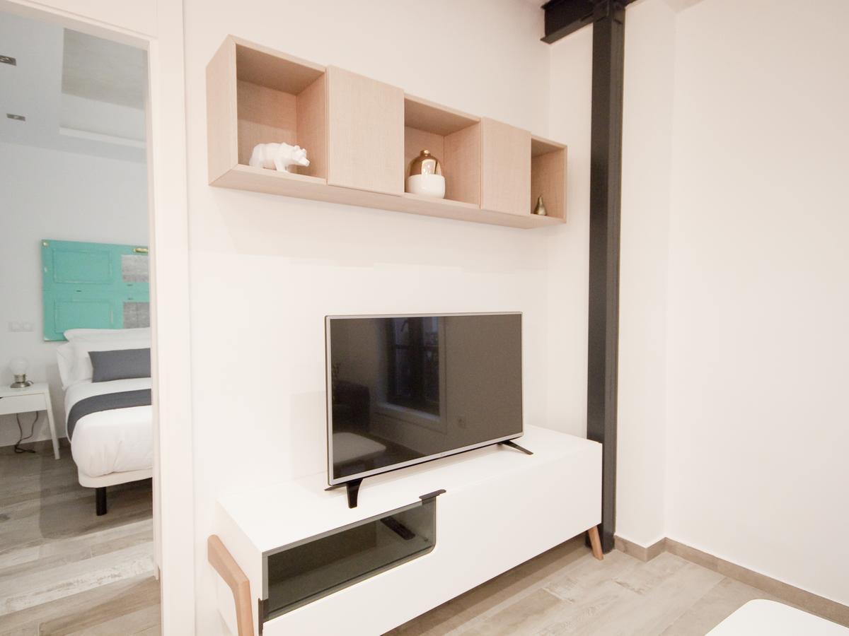 Apartamento Nuevo Y De Lujo En Puerta Del Sol Madrid Exterior foto